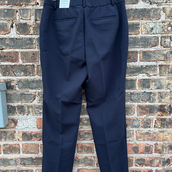 Talbot’s W’s 8 Curvy Hampshire Straight Leg Ankle Pant Tailored Navy poly blend - Picture 7 of 14